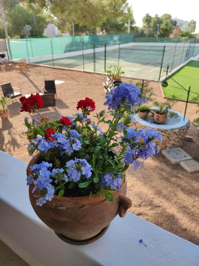 Beach And Tennis Sant Josep de sa Talaia Exterior photo